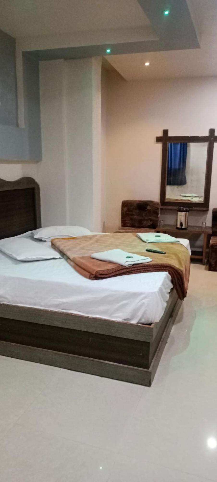 New Hotel Rajvihar Pachmarhī Dış mekan fotoğraf