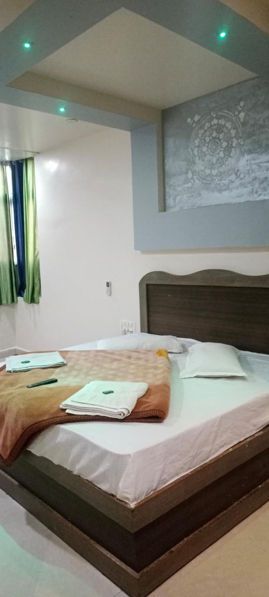 New Hotel Rajvihar Pachmarhī Dış mekan fotoğraf